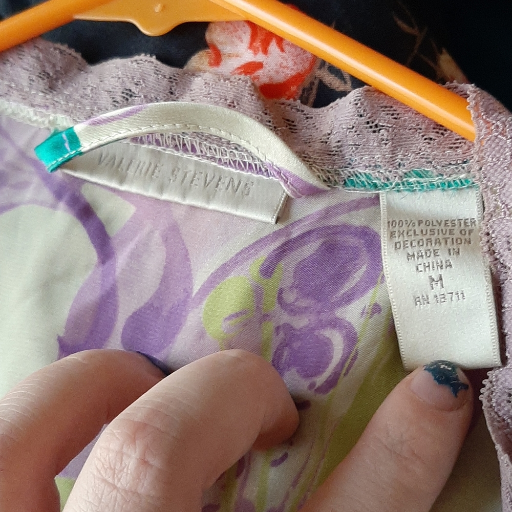 Polyester Butterfly Robe - Picture 6 of 7